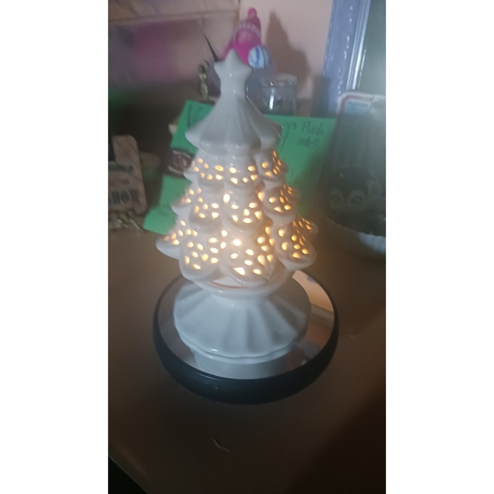 Ceramic White 8" YANKEE CANDLE Christmas Tree Figurine Fairy Lamp - 2 Pieces